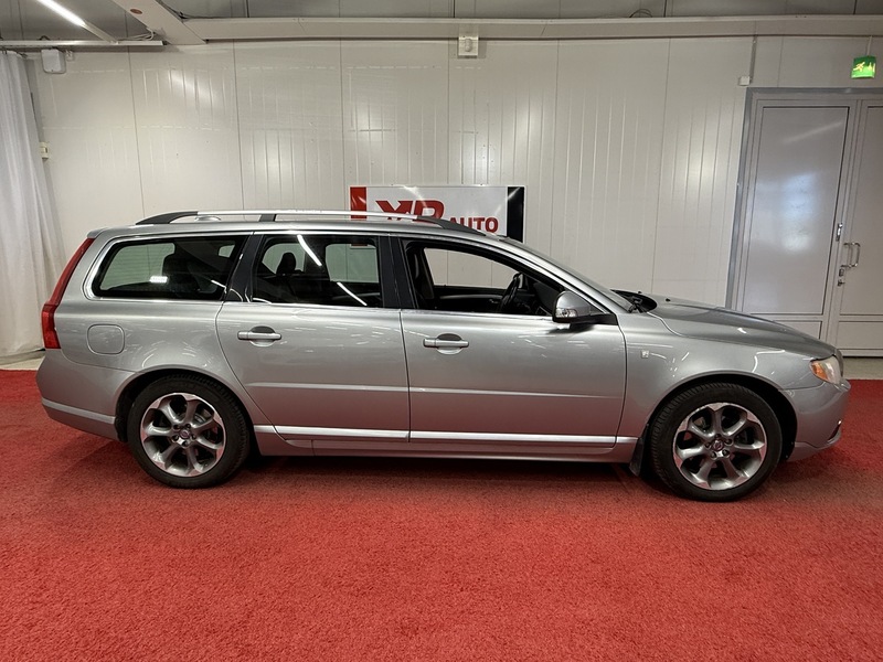 Volvo V70 vaihtoauto