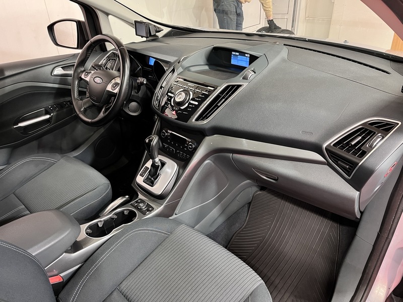 Ford C-MAX vaihtoauto