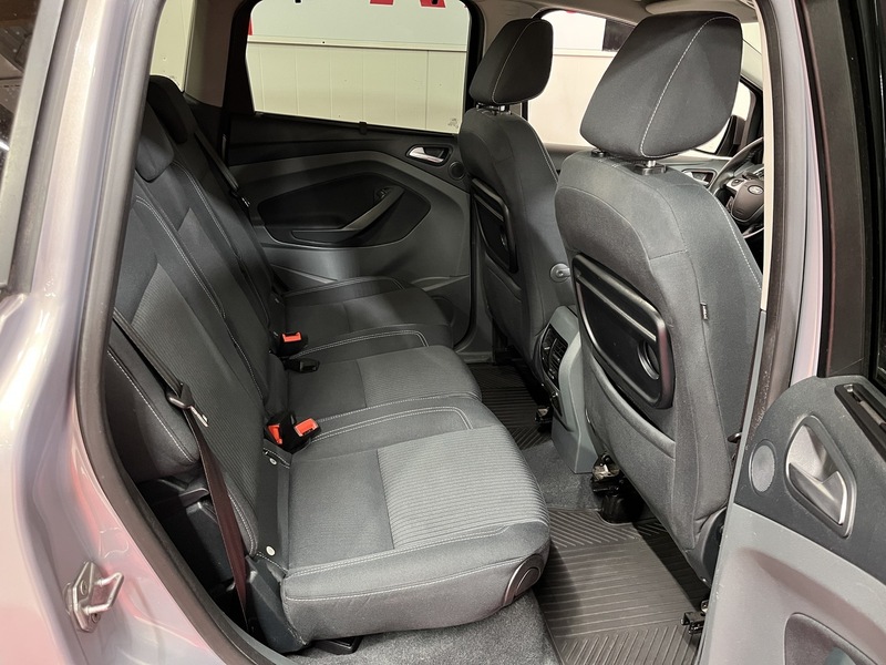 Ford C-MAX vaihtoauto