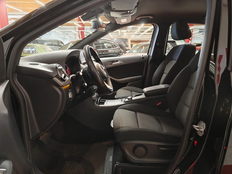 Mercedes-Benz B vaihtoauto