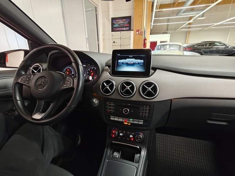 Mercedes-Benz B vaihtoauto