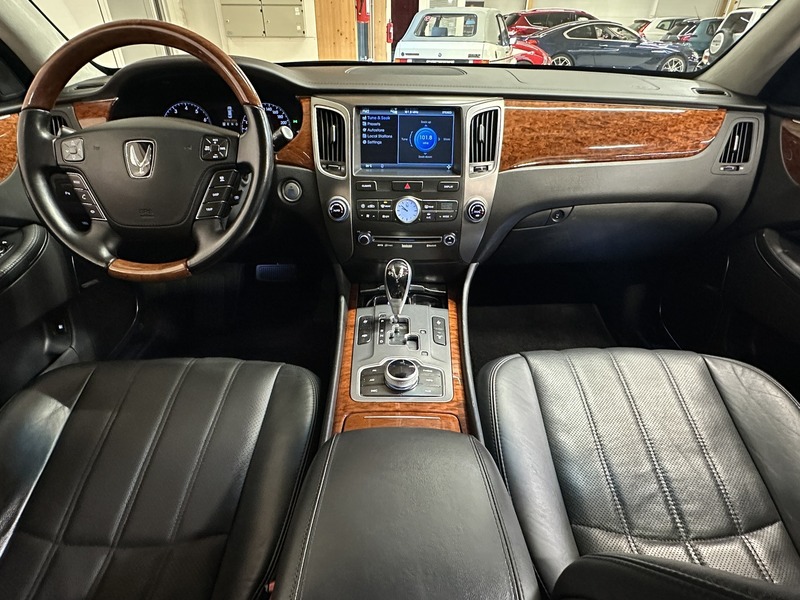 Hyundai Equus vaihtoauto