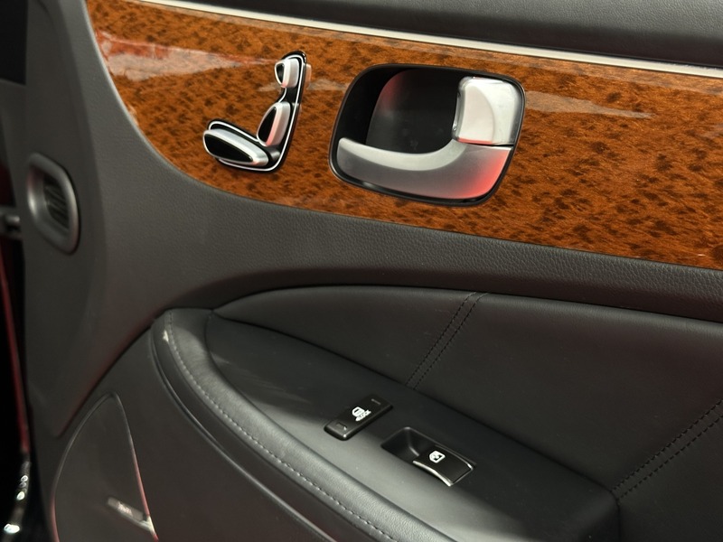 Hyundai Equus vaihtoauto