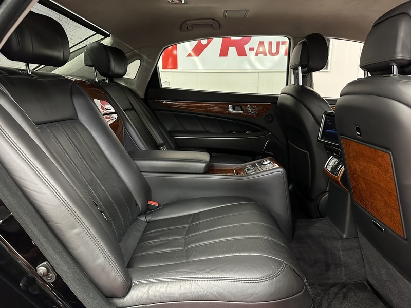 Hyundai Equus vaihtoauto