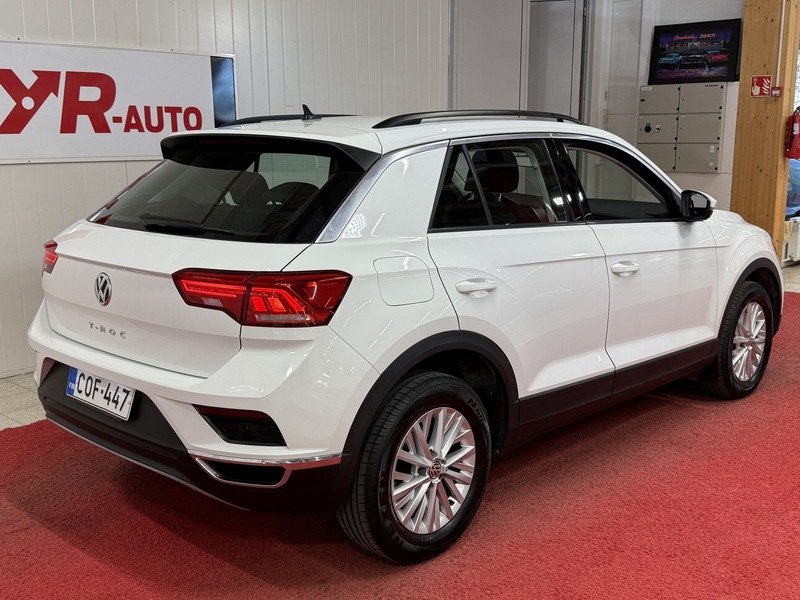 Volkswagen T-Roc vaihtoauto