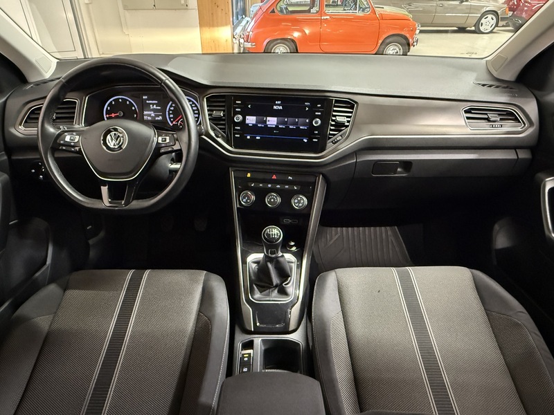 Volkswagen T-Roc vaihtoauto