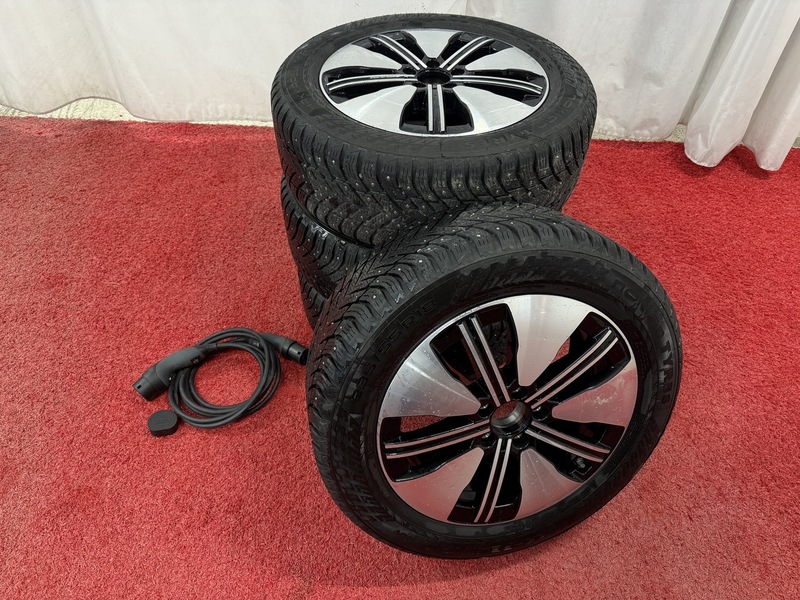 Mercedes-Benz EQA vaihtoauto