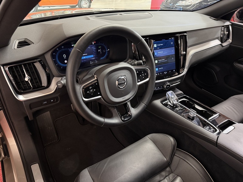 Volvo V60 vaihtoauto