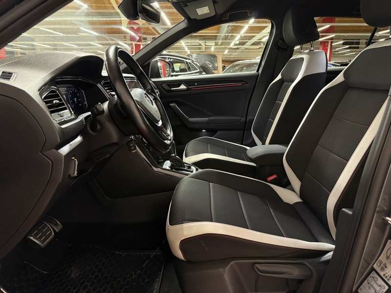 Volkswagen T-Roc vaihtoauto