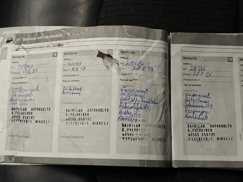 Volvo V70 vaihtoauto