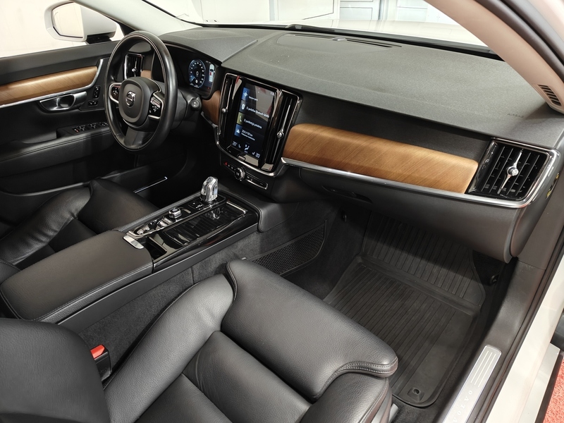 Volvo V90 vaihtoauto