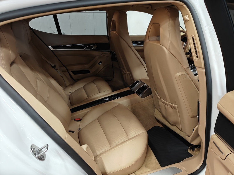 Porsche Panamera vaihtoauto