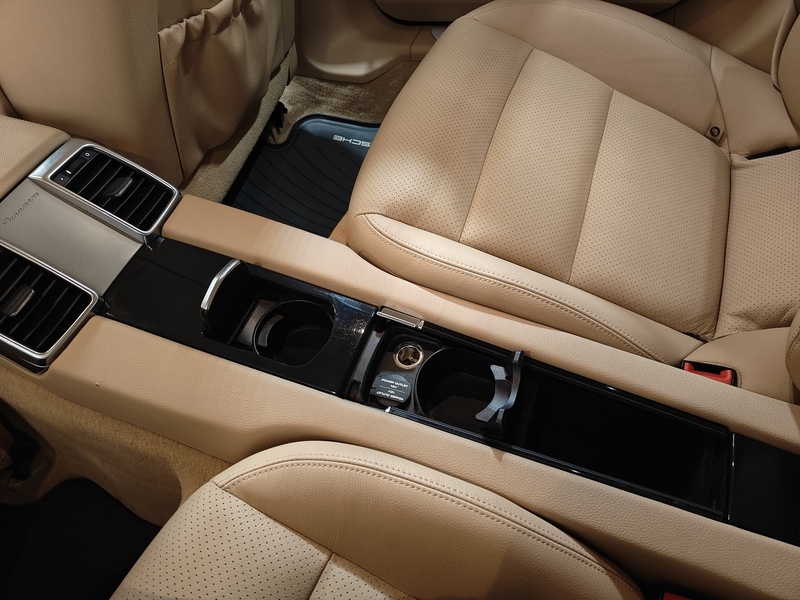 Porsche Panamera vaihtoauto