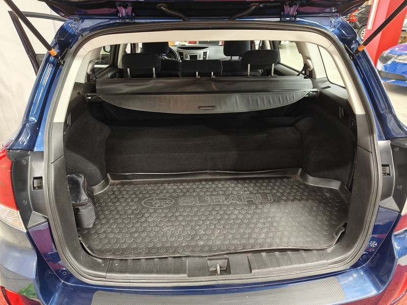 Subaru Legacy vaihtoauto