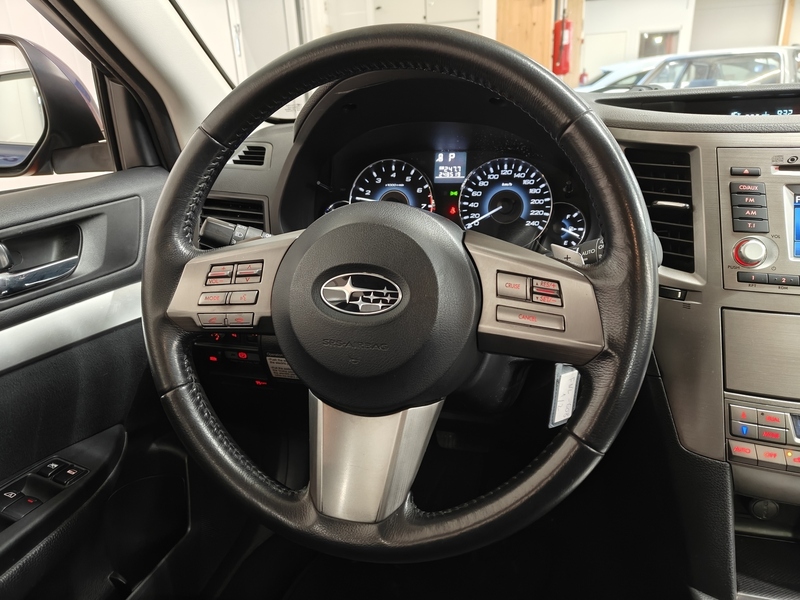 Subaru Legacy vaihtoauto