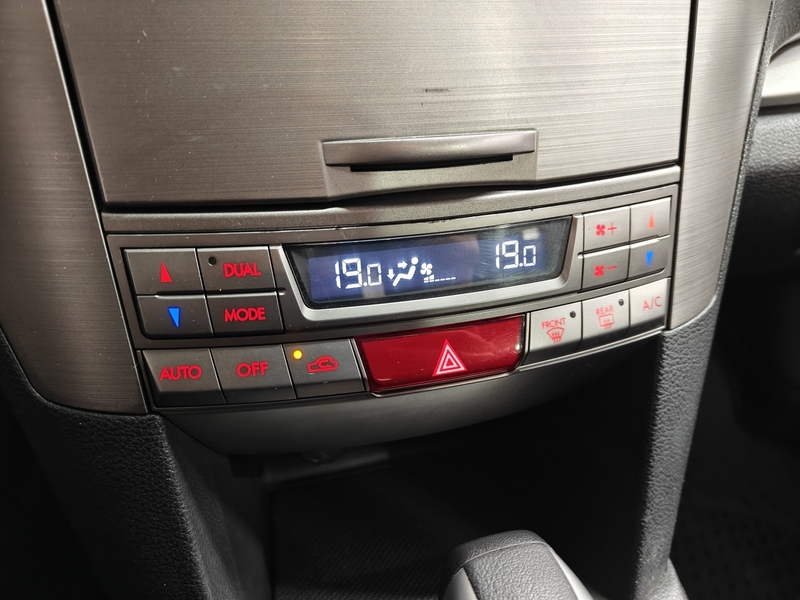 Subaru Legacy vaihtoauto