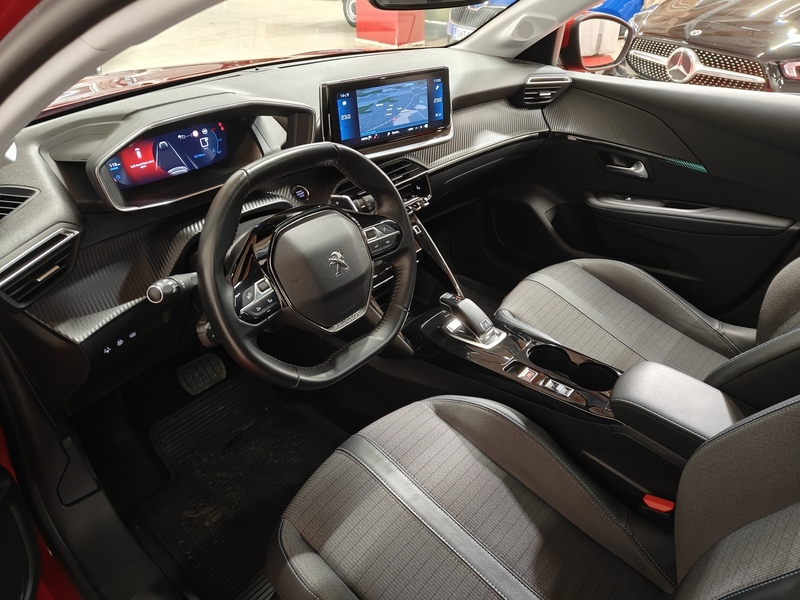 Peugeot 208 vaihtoauto