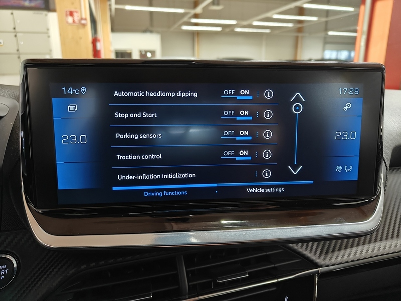 Peugeot 208 vaihtoauto