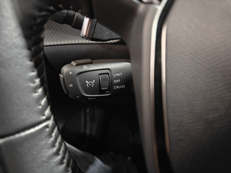 Peugeot 208 vaihtoauto