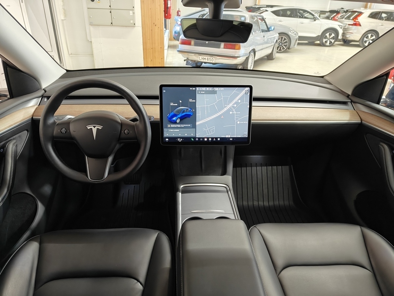 Tesla Model Y vaihtoauto