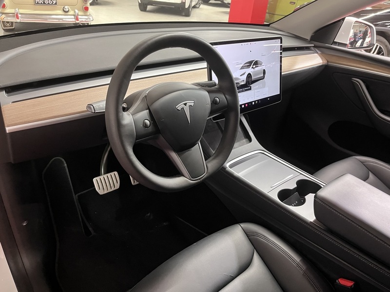 Tesla Model Y vaihtoauto