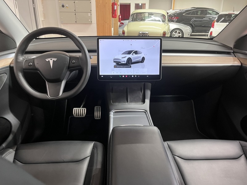 Tesla Model Y vaihtoauto