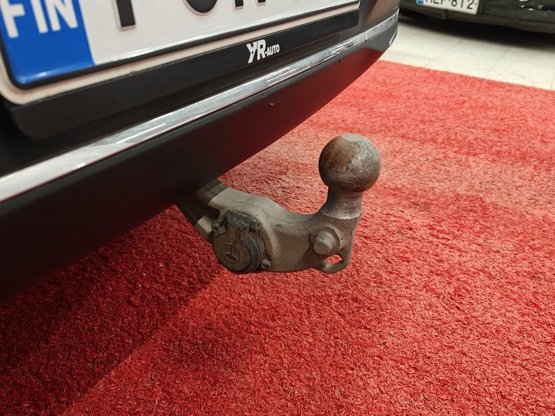 Mercedes-Benz EQC vaihtoauto