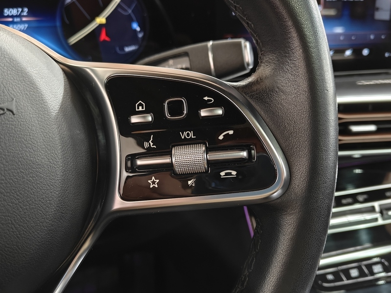 Mercedes-Benz EQC vaihtoauto