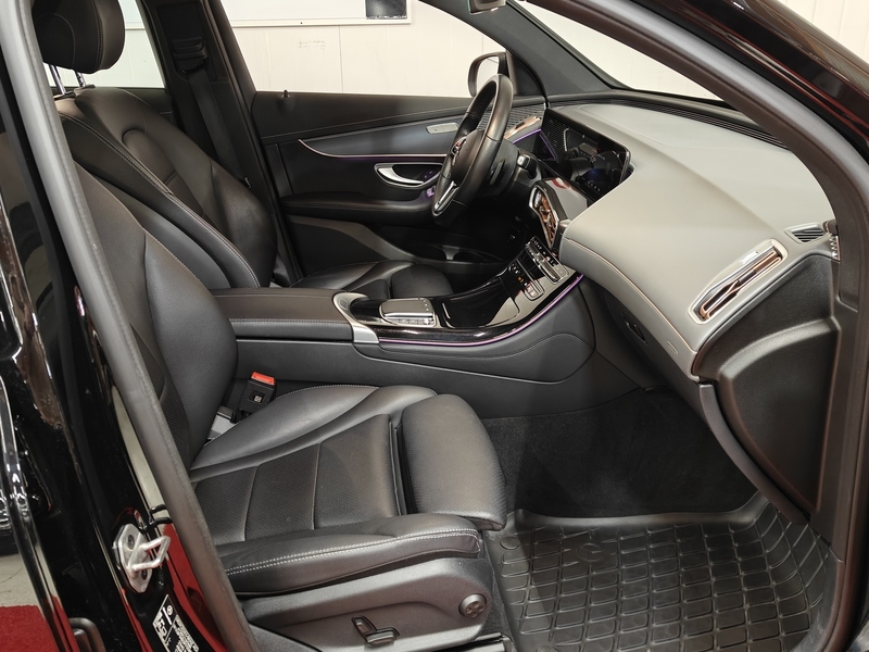 Mercedes-Benz EQC vaihtoauto