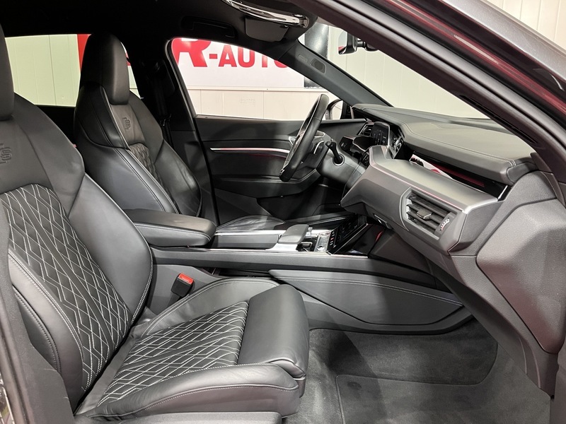 Audi e-tron vaihtoauto