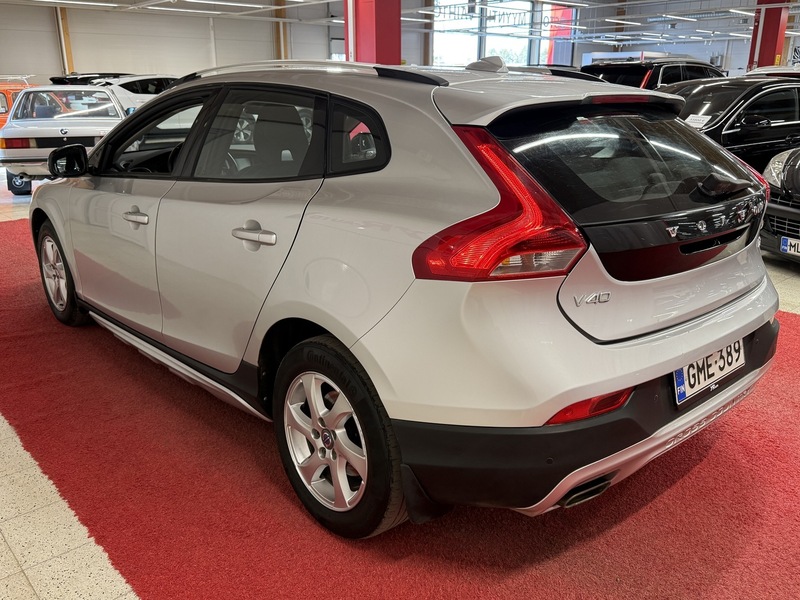 Volvo V40 Cross Country vaihtoauto