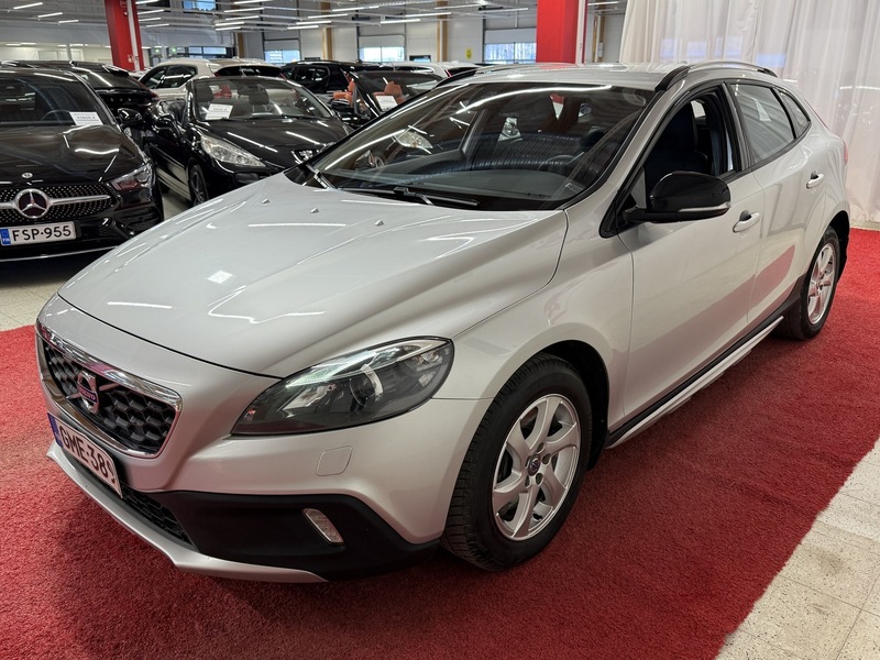Volvo V40 Cross Country vaihtoauto