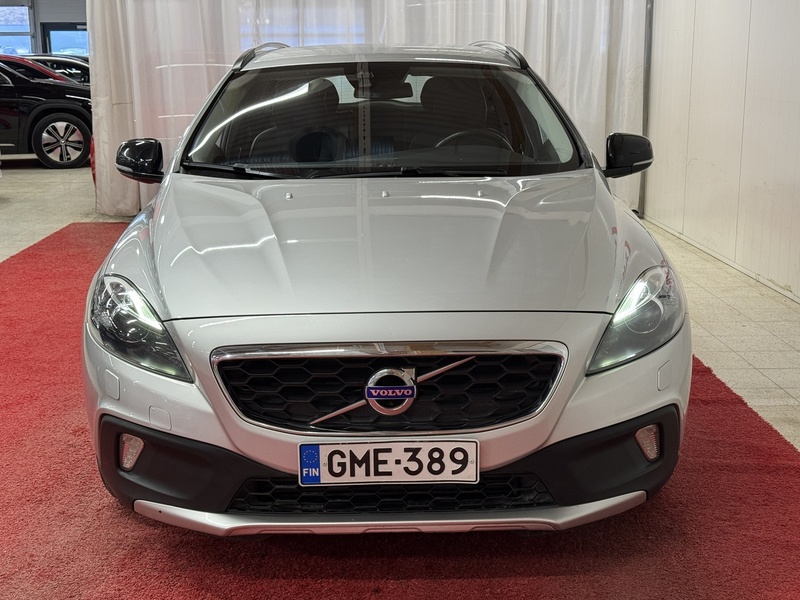Volvo V40 Cross Country vaihtoauto