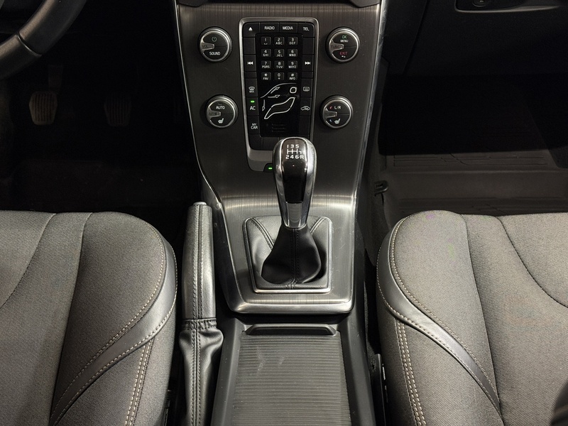 Volvo V40 Cross Country vaihtoauto