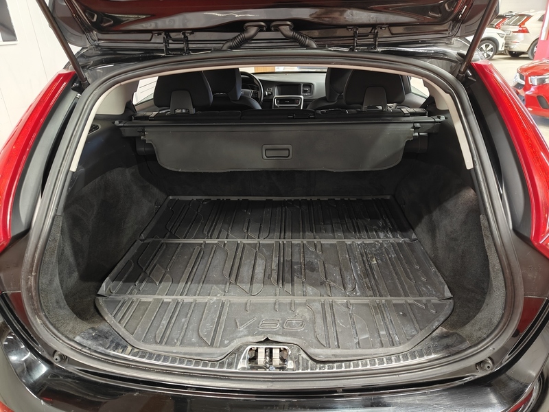 Volvo V60 vaihtoauto