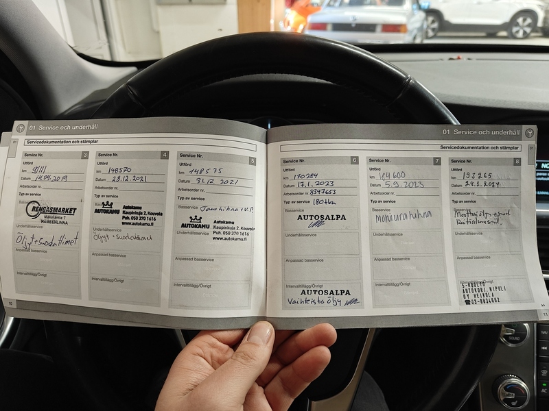 Volvo V60 vaihtoauto