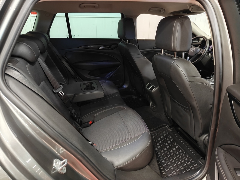 Opel Insignia vaihtoauto