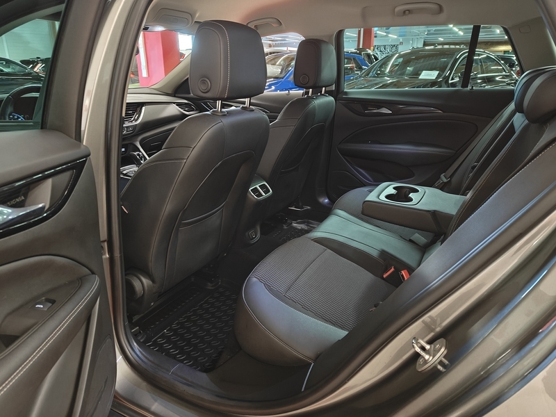 Opel Insignia vaihtoauto