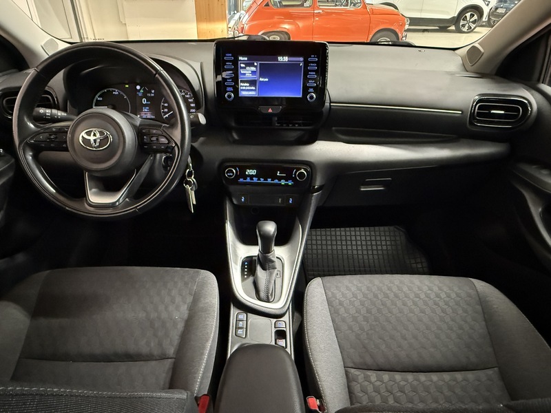 Toyota Yaris vaihtoauto