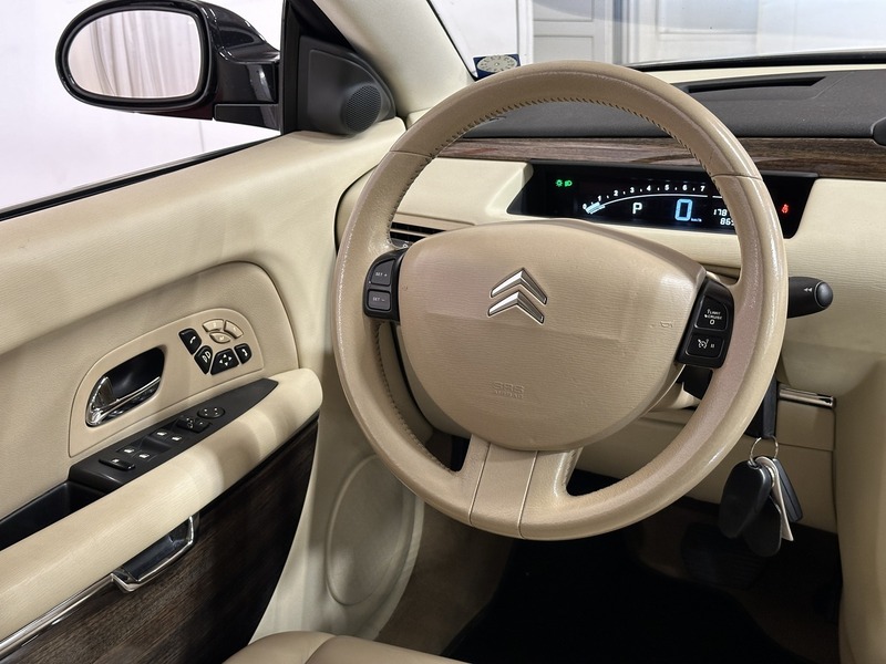 Citroën C6 vaihtoauto