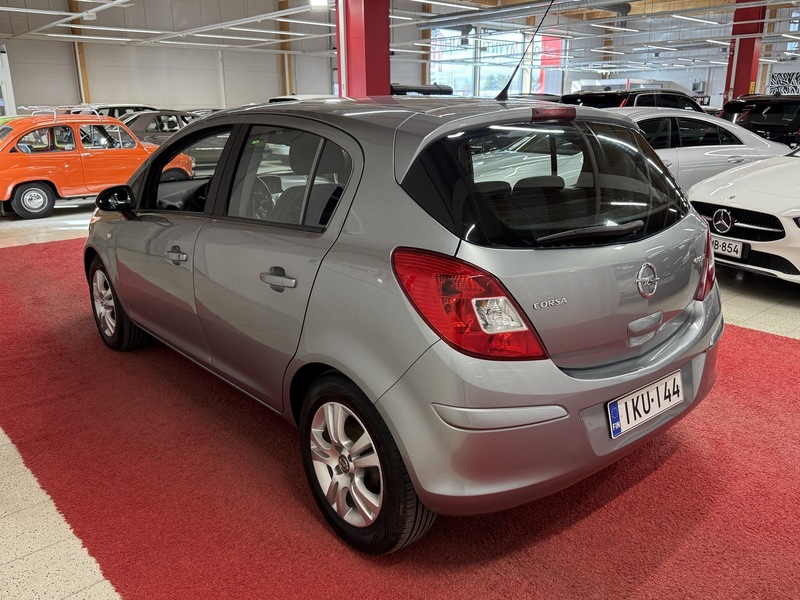 Opel Corsa vaihtoauto