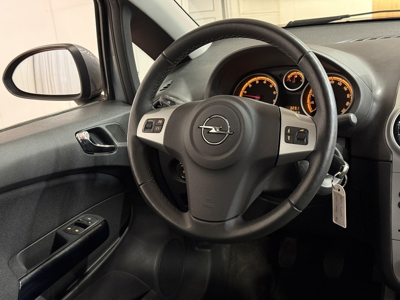 Opel Corsa vaihtoauto