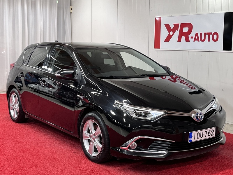 Toyota Auris vaihtoauto