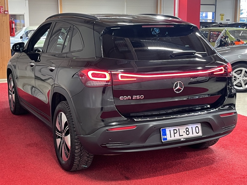 Mercedes-Benz EQA vaihtoauto