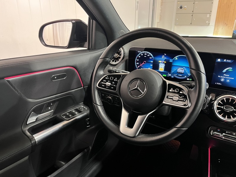 Mercedes-Benz EQA vaihtoauto
