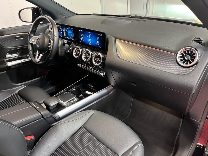 Mercedes-Benz EQA vaihtoauto