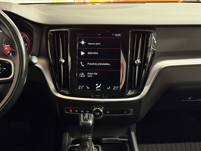 Volvo V60 vaihtoauto