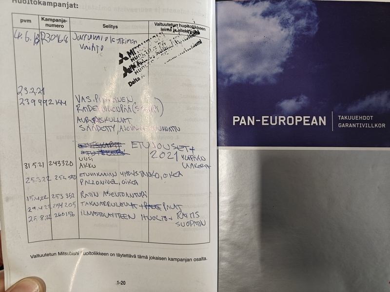 Mitsubishi Grandis vaihtoauto