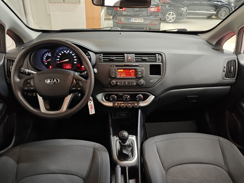 Kia Rio vaihtoauto