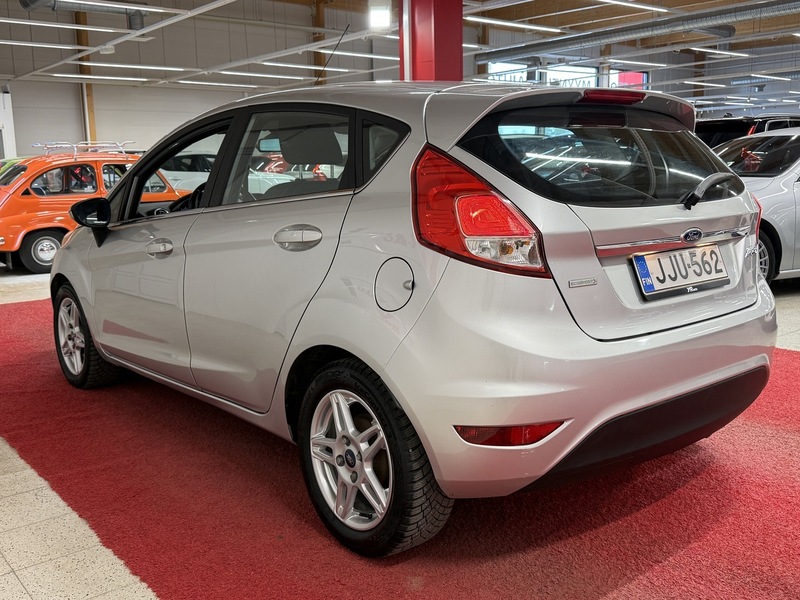 Ford Fiesta vaihtoauto